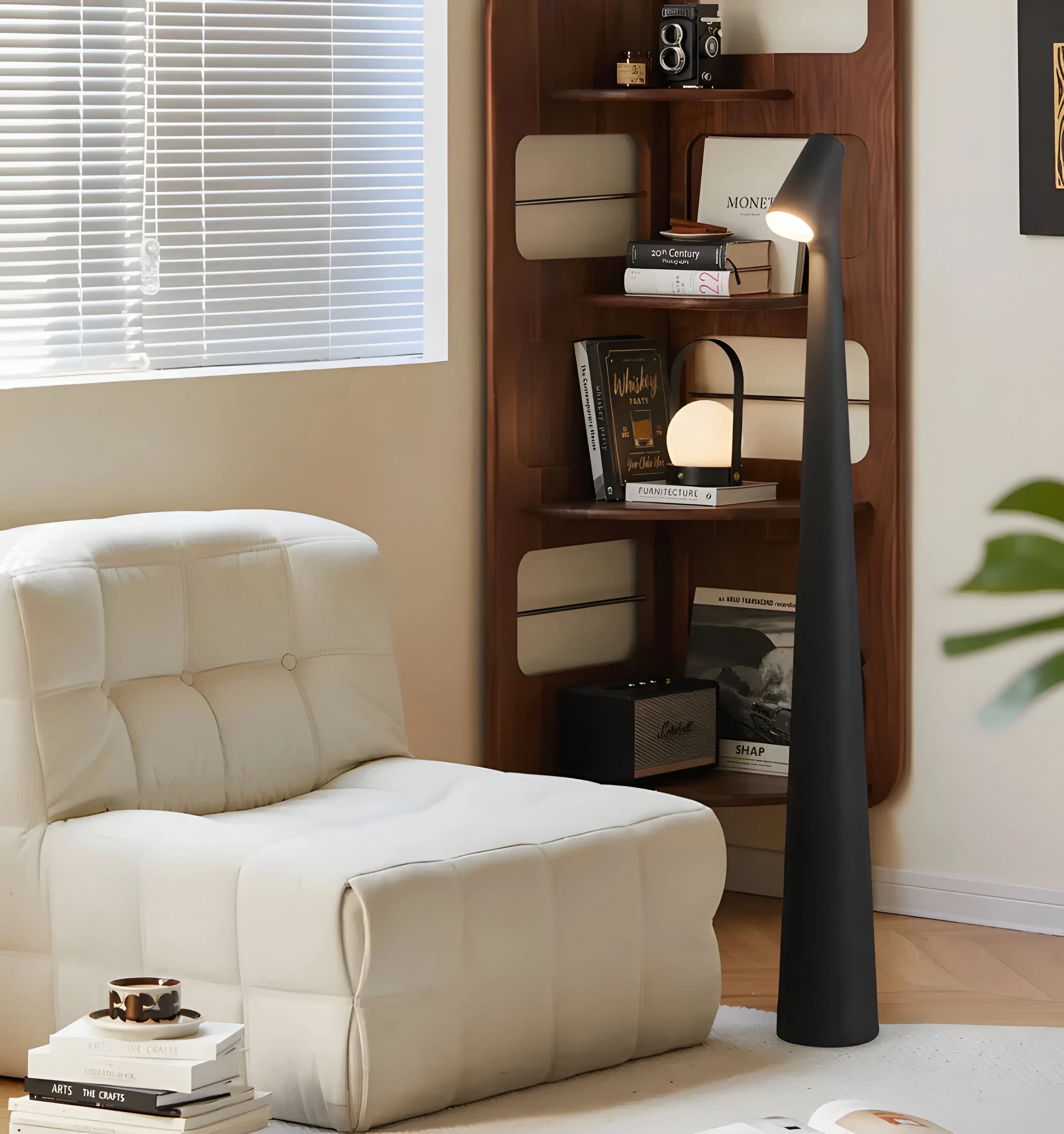 Africa Floor Lamp - NexioPick