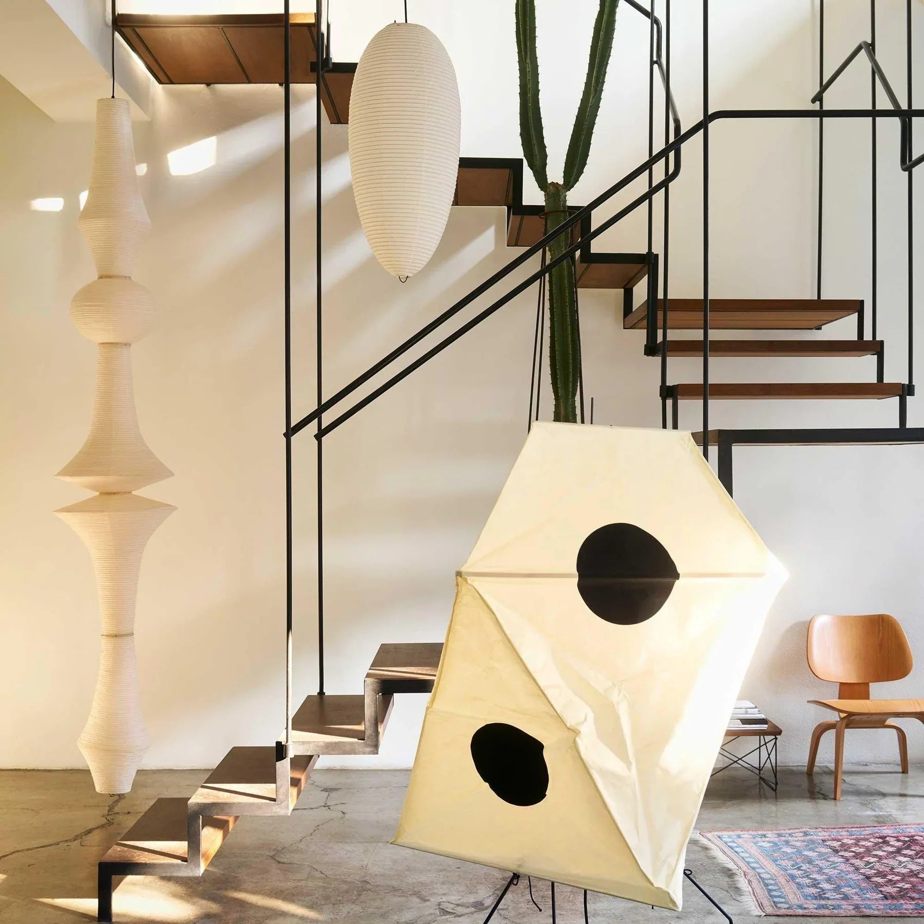 Washi Paper E Pendant Light - NexioPick