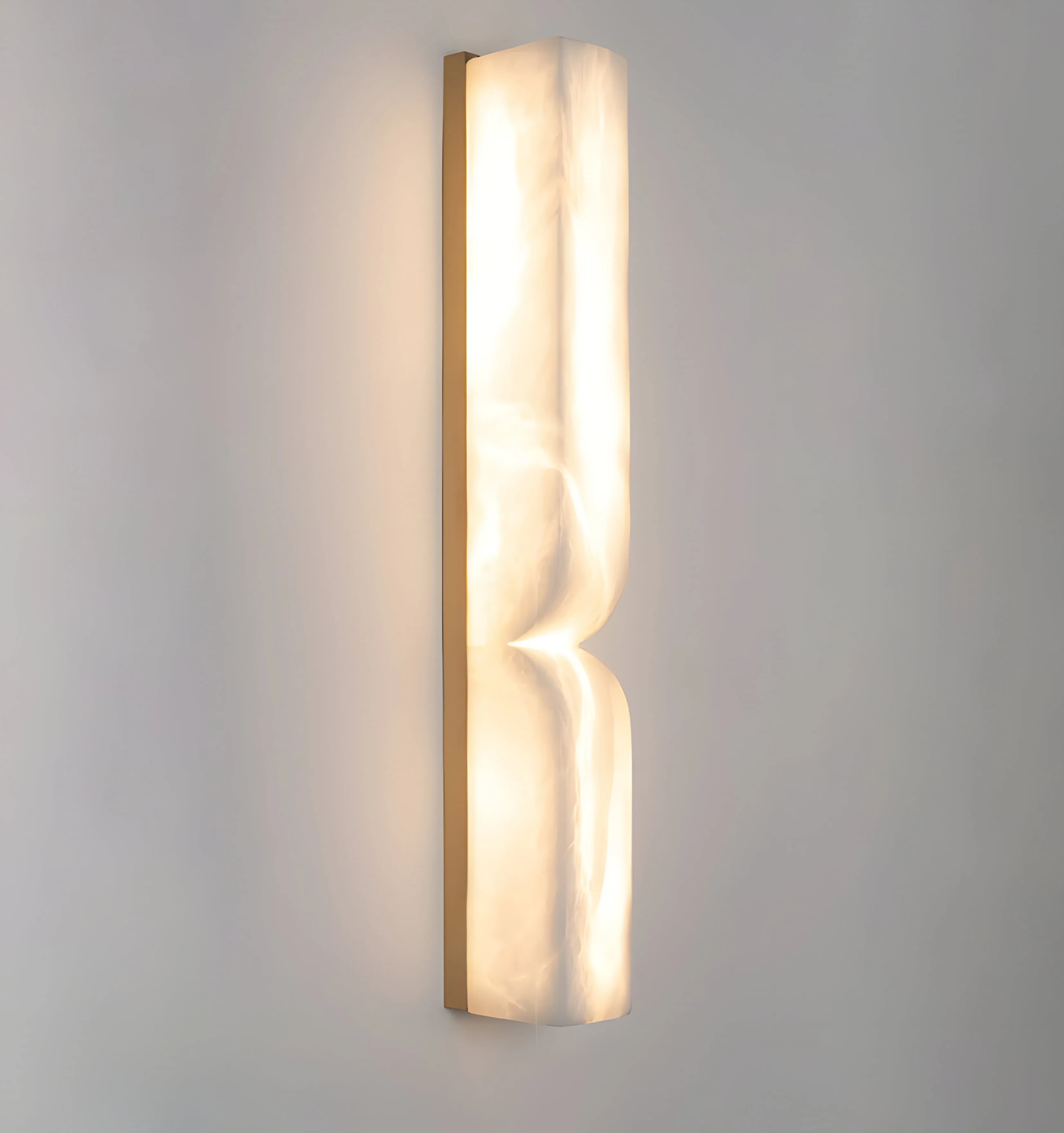 Alabaster Essence Wall Sconce - NexioPick