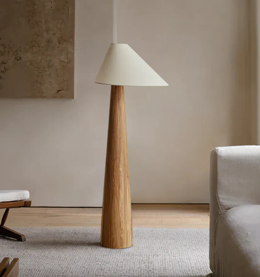 Alain Log Floor Lamp - NexioPick