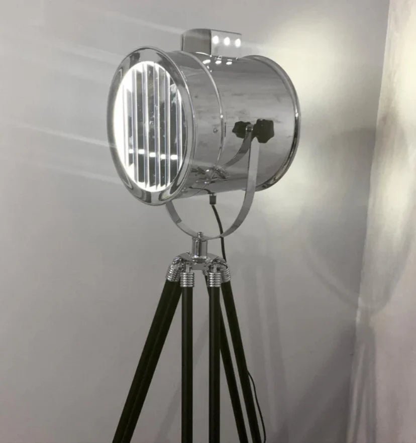 Alfred Tripod Floor Lamp - NexioPick