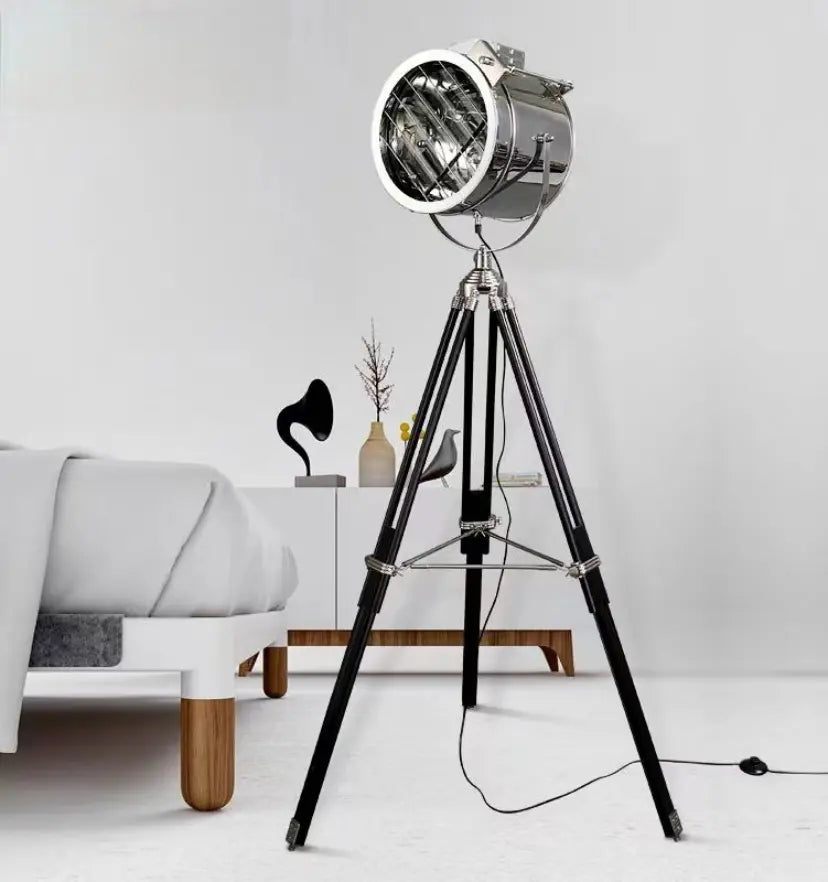 Alfred Tripod Floor Lamp - NexioPick