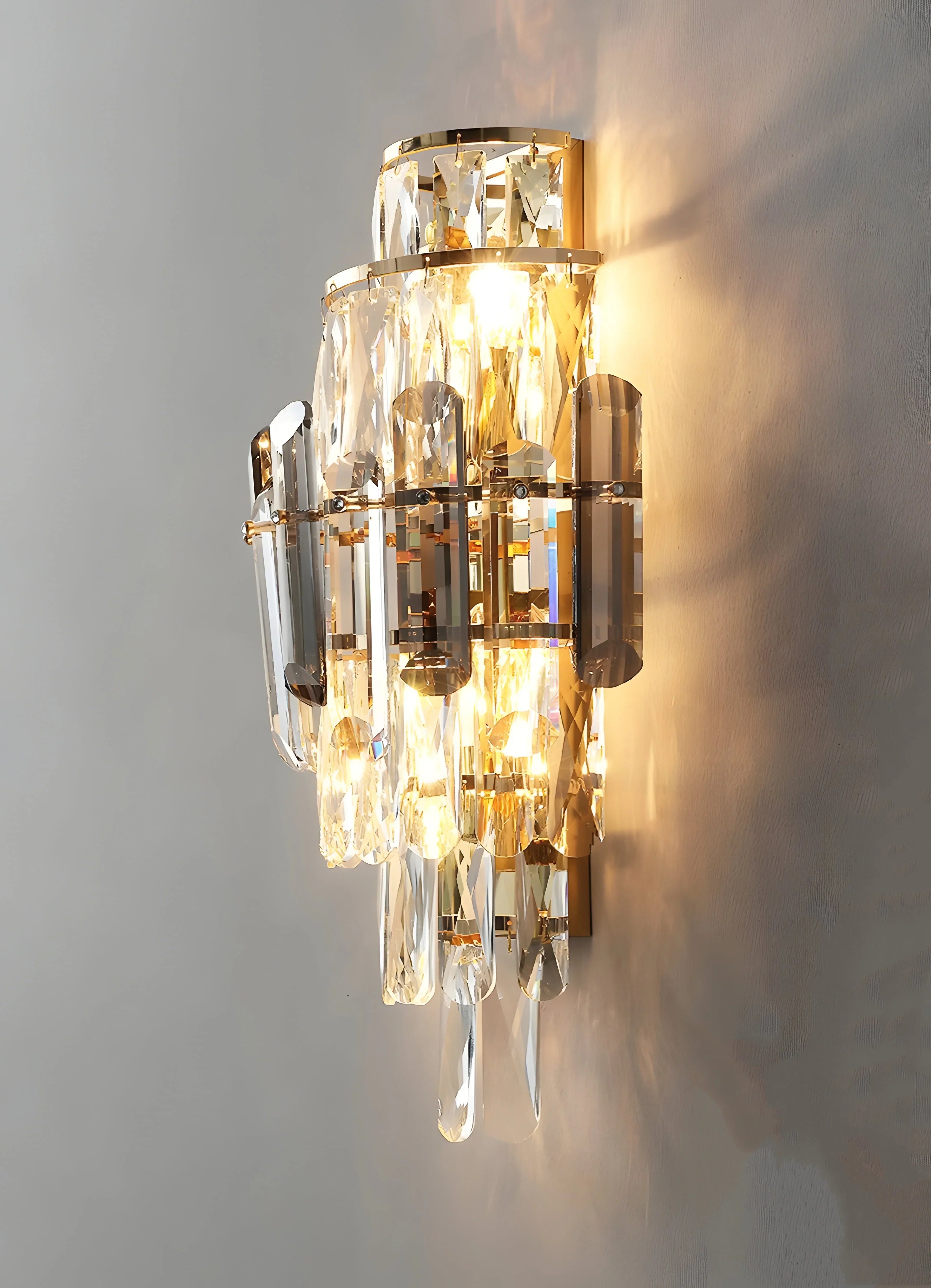Alicia Crystal Wall Lamp - NexioPick