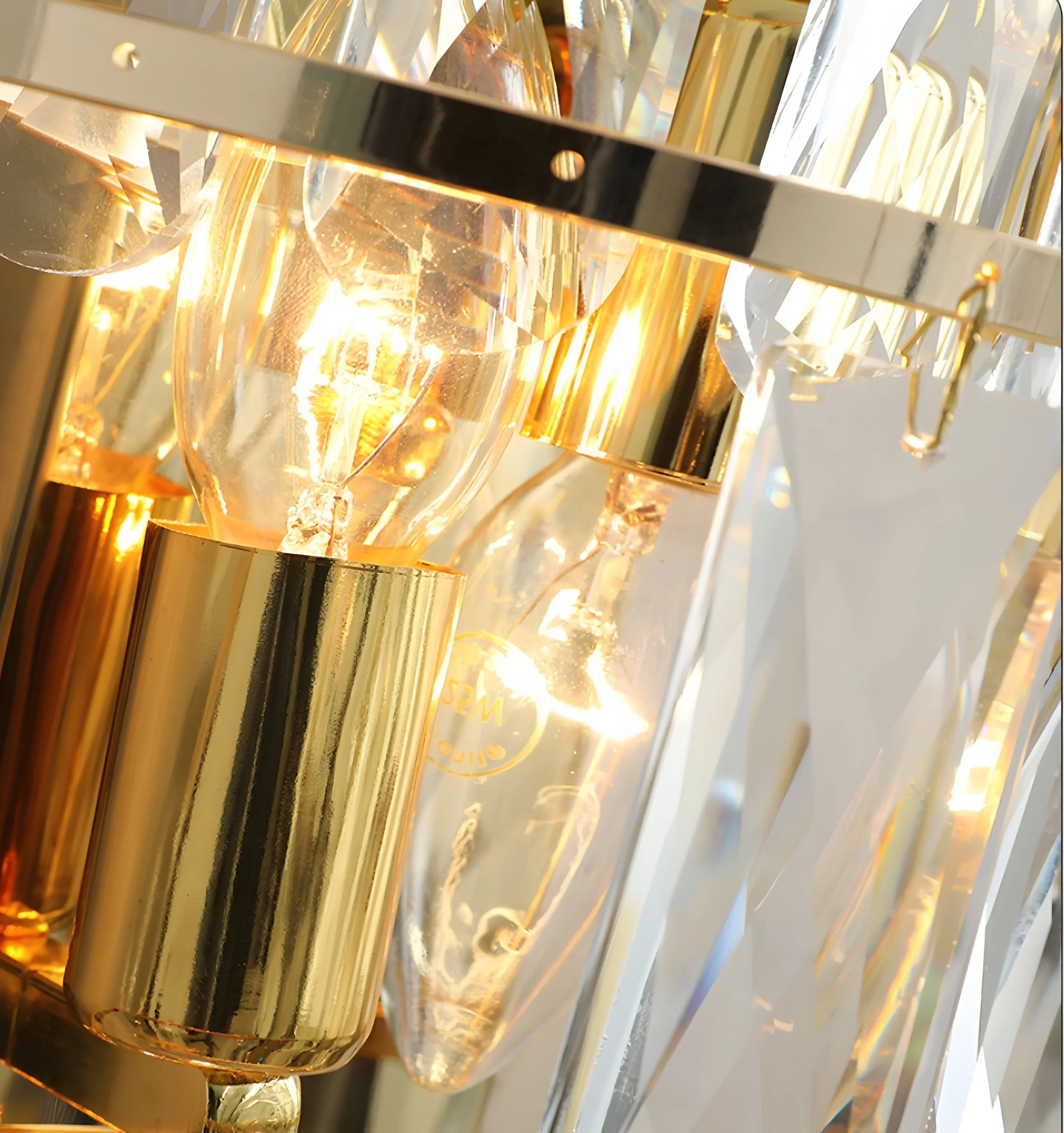 Alicia Crystal Wall Lamp - NexioPick