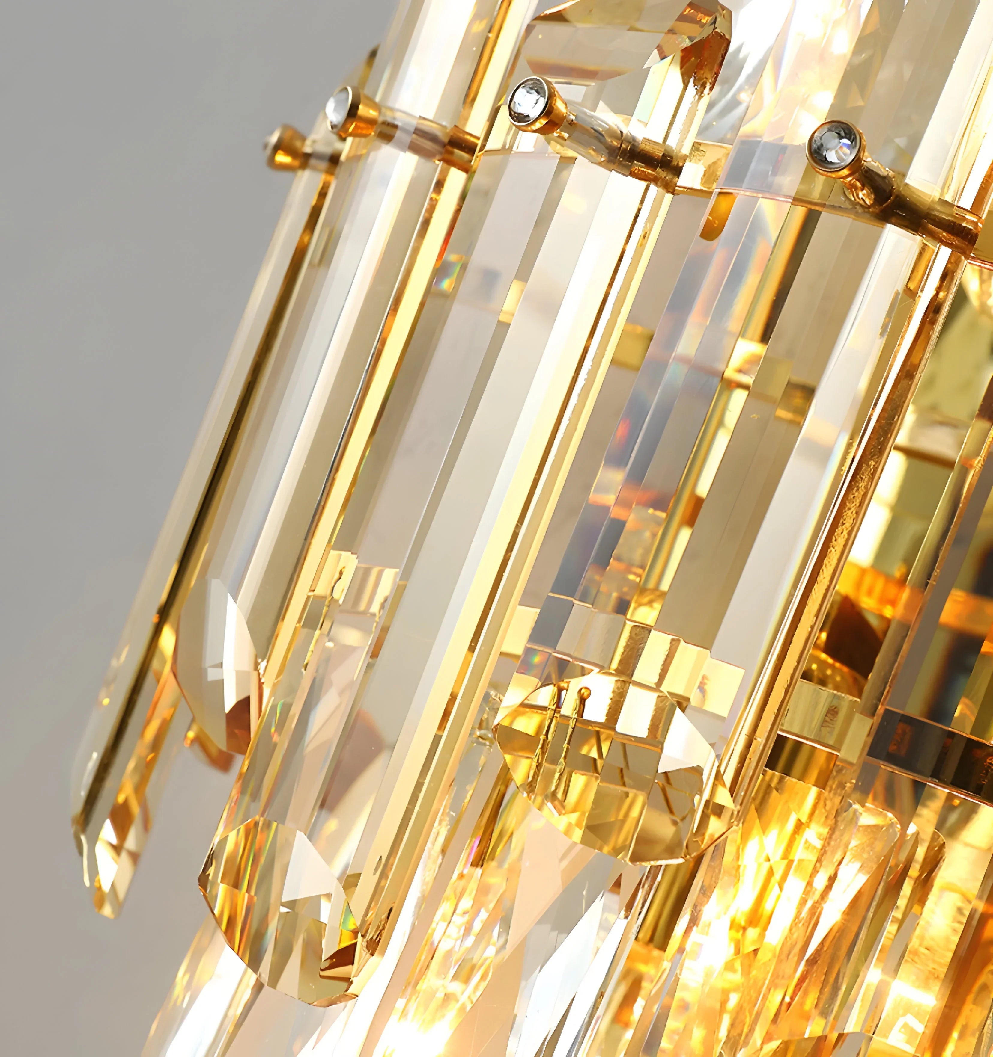 Alicia Crystal Wall Lamp - NexioPick