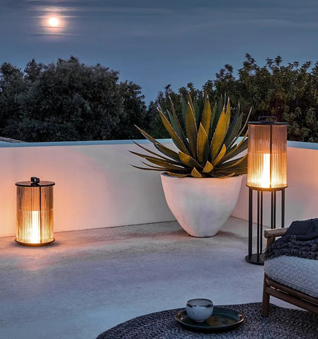 Lantern Garden Solar Outdoor Light - NexioPick