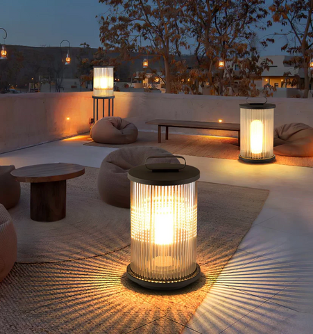 Lantern Garden Solar Outdoor Light - NexioPick