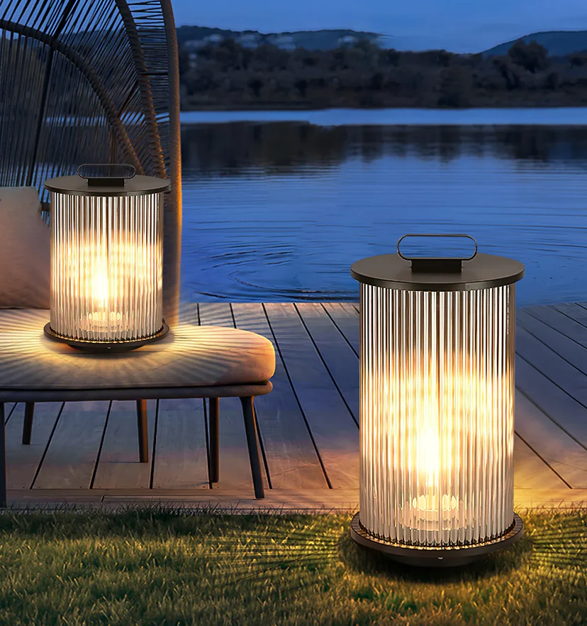 Lantern Garden Solar Outdoor Light - NexioPick