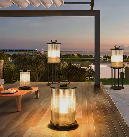 Lantern Garden Solar Outdoor Light - NexioPick