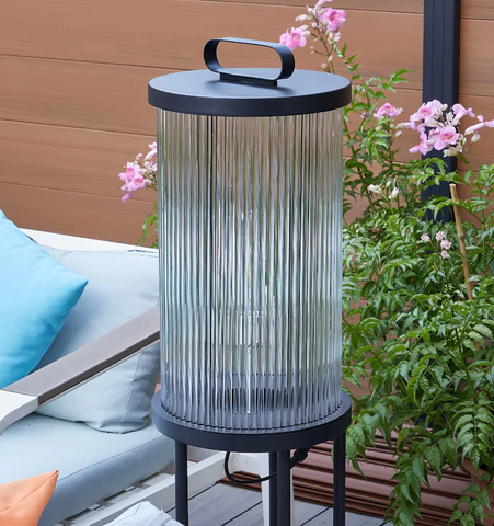 Lantern Garden Solar Outdoor Light - NexioPick