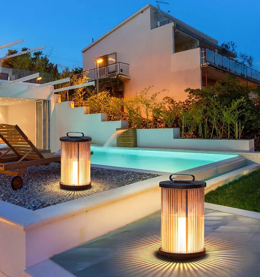 Lantern Garden Solar Outdoor Light - NexioPick