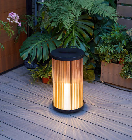 Lantern Garden Solar Outdoor Light - NexioPick
