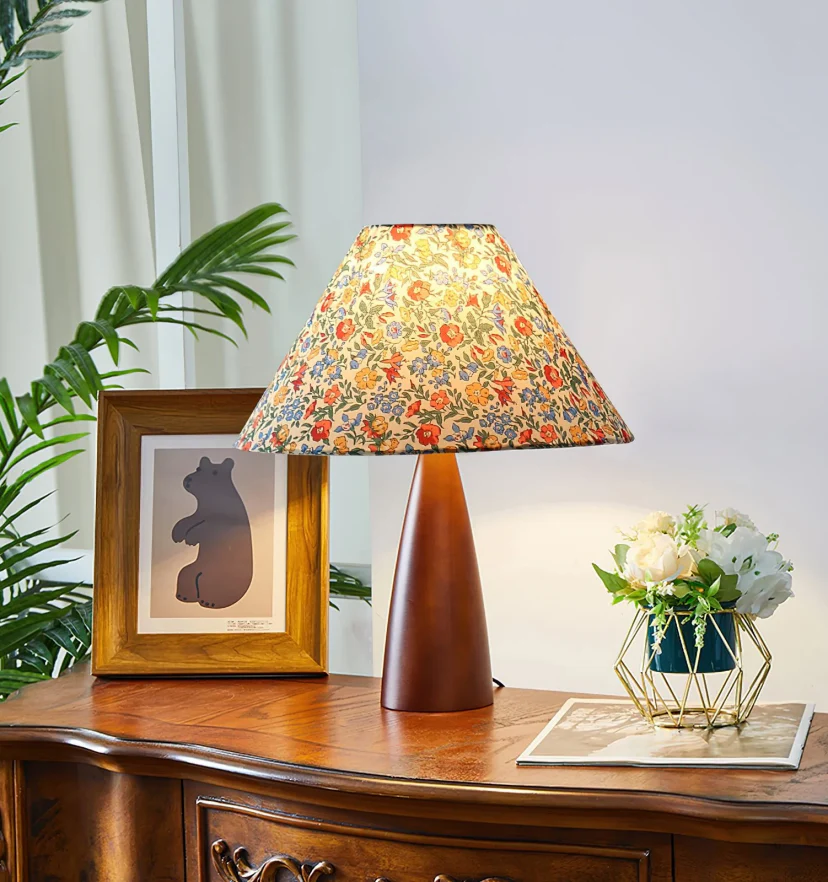 Amelia Blossom Table Lamp - NexioPick