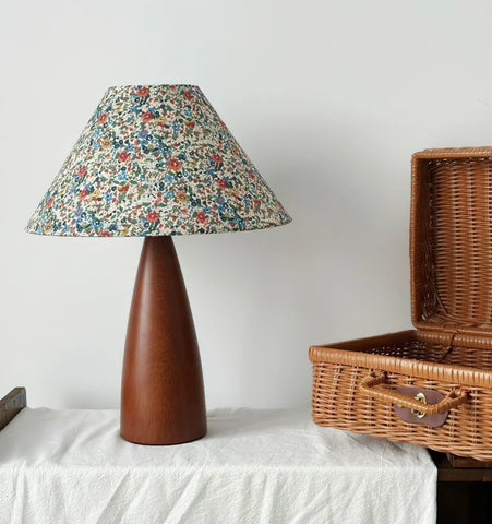 Amelia Blossom Table Lamp - NexioPick