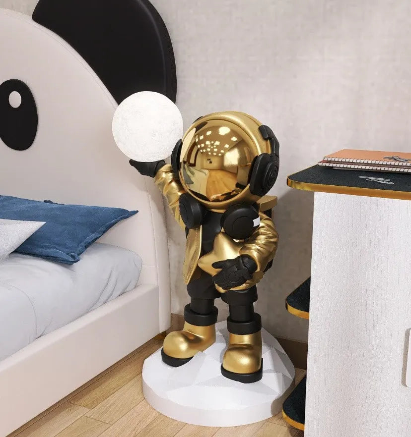 Apollo Astronaut Floor Lamp - NexioPick