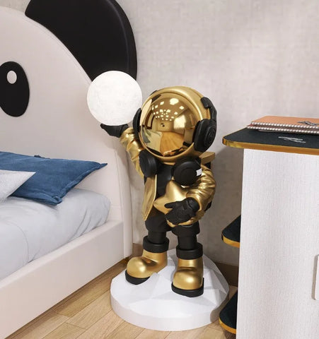 Apollo Astronaut Floor Lamp - NexioPick