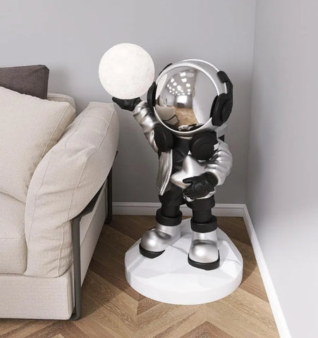 Apollo Astronaut Floor Lamp - NexioPick