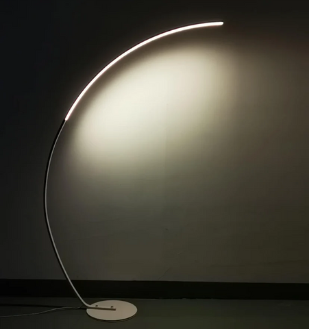Arc LED Floor Lamp - NexioPick