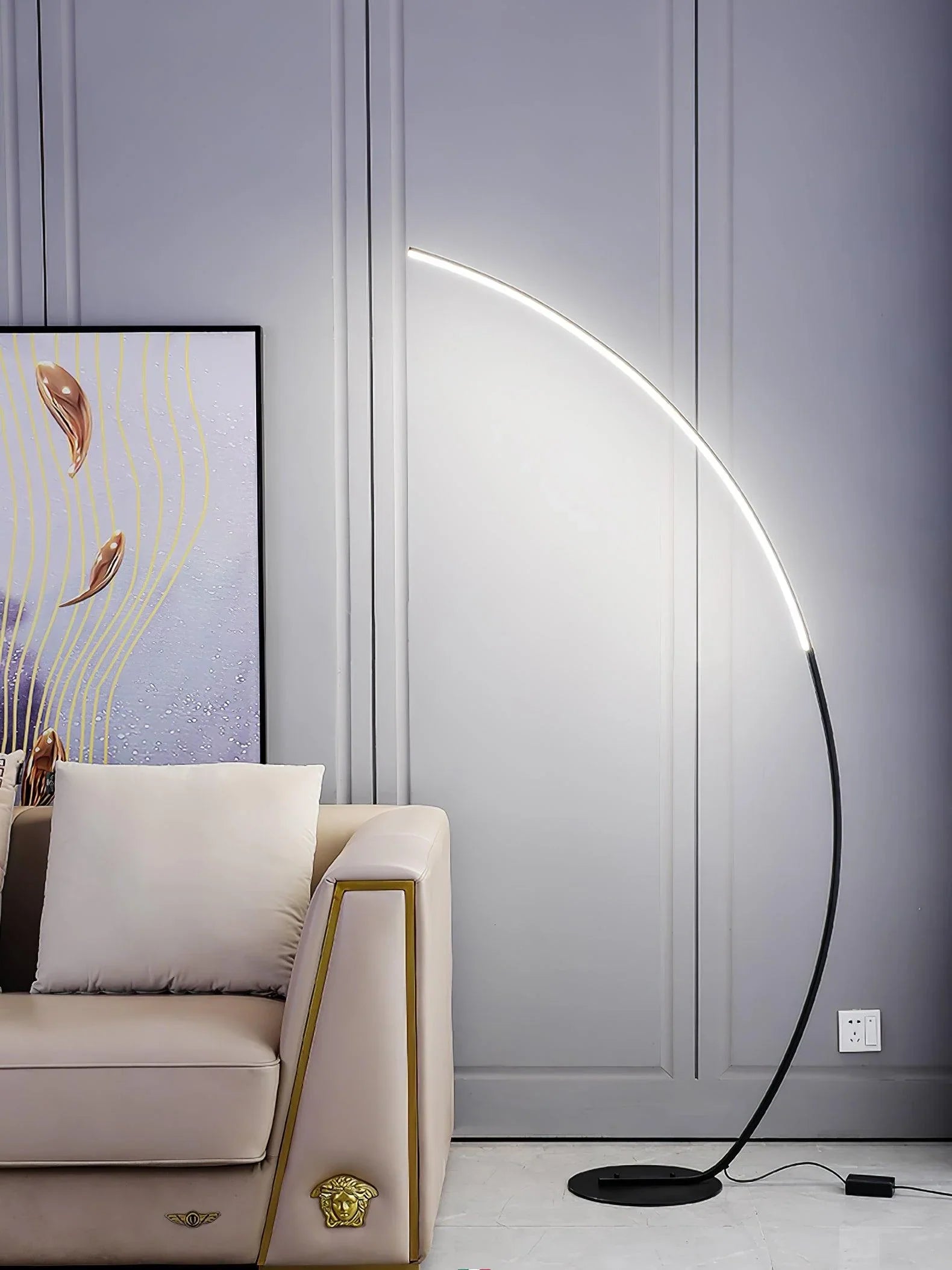 Arc LED Floor Lamp - NexioPick