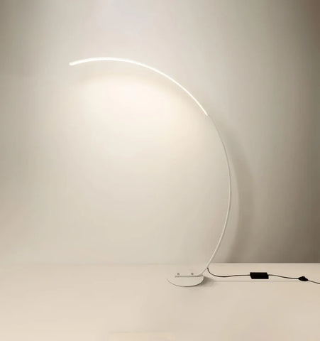 Arc LED Floor Lamp - NexioPick