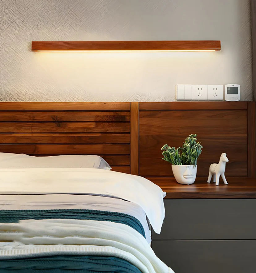 Arlo Linear Wood Wall Light - NexioPick