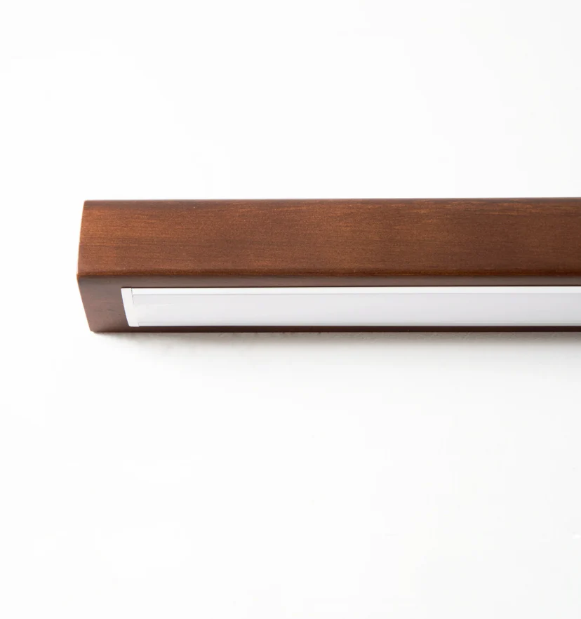 Arlo Linear Wood Wall Light - NexioPick