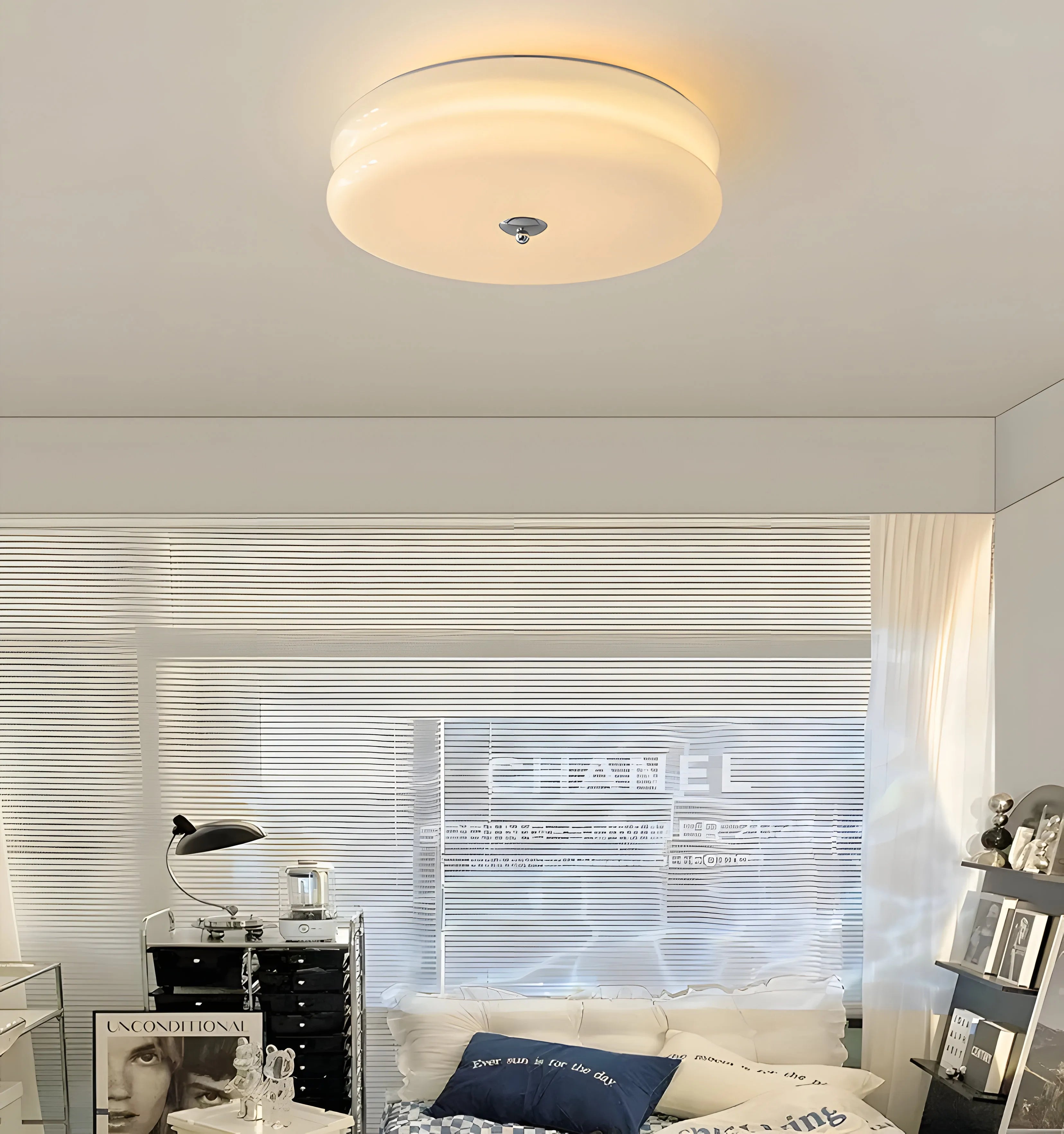 Art Deco Vintage Ceiling Light - NexioPick