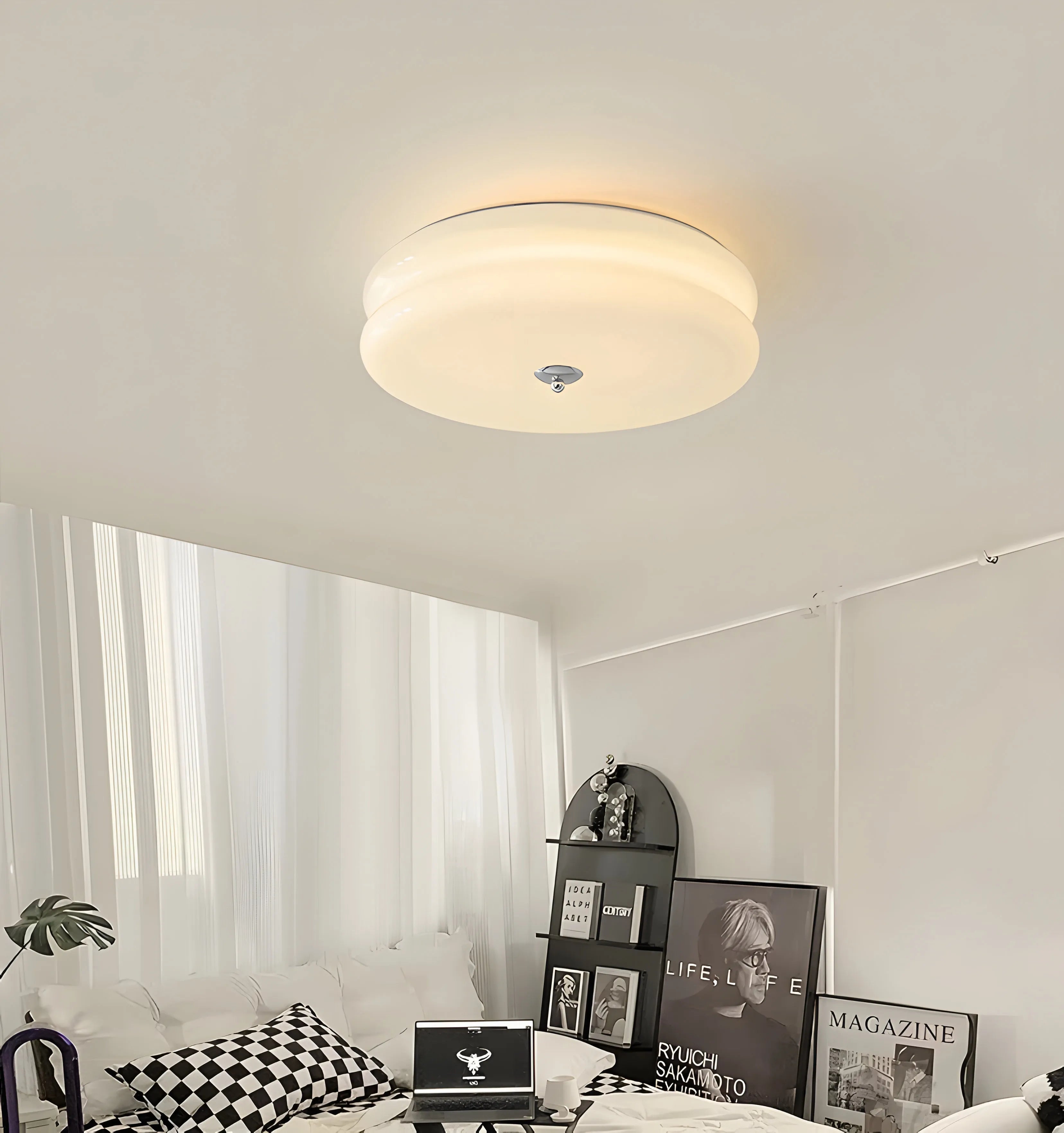 Art Deco Vintage Ceiling Light - NexioPick