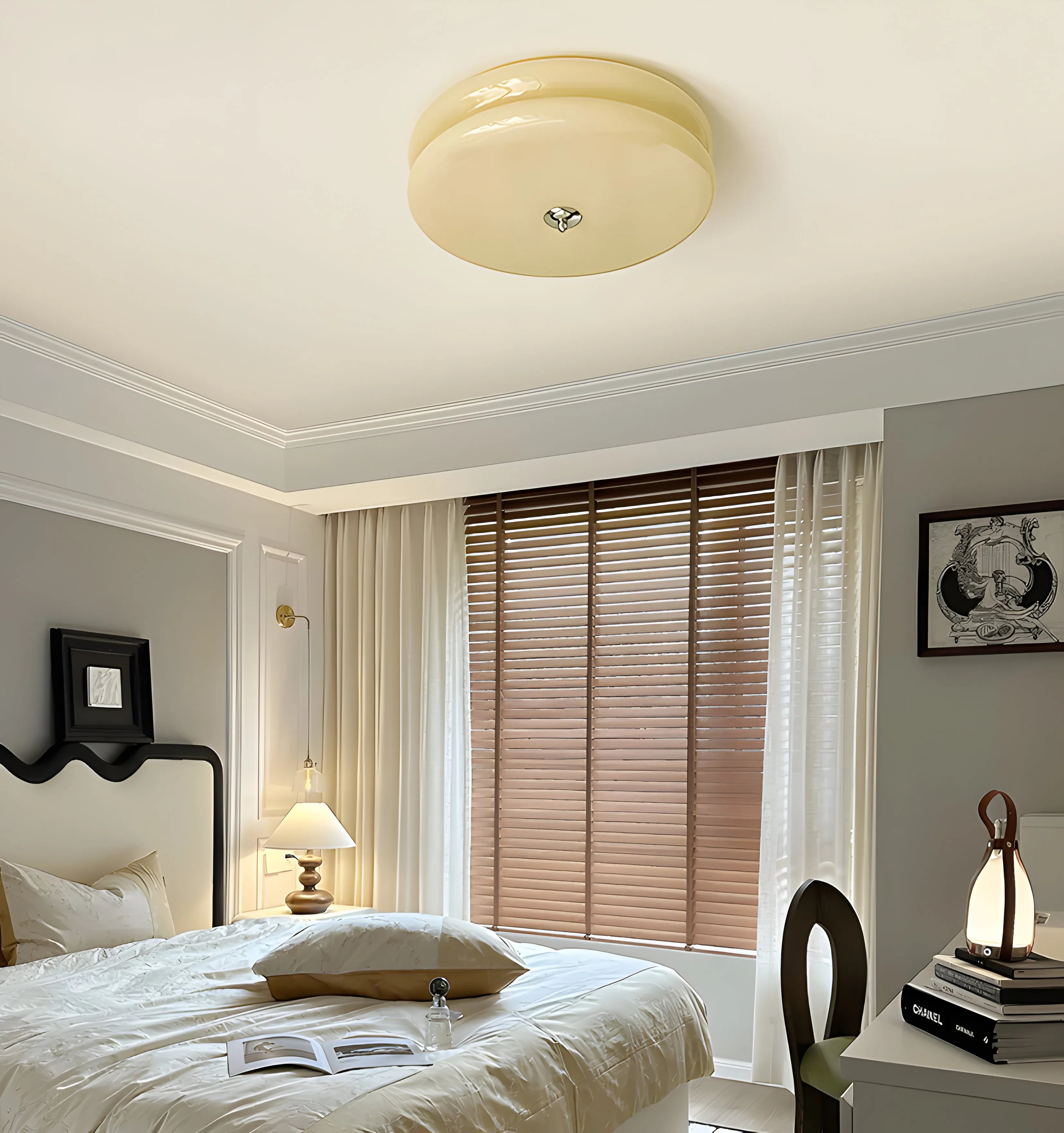 Art Deco Vintage Ceiling Light - NexioPick