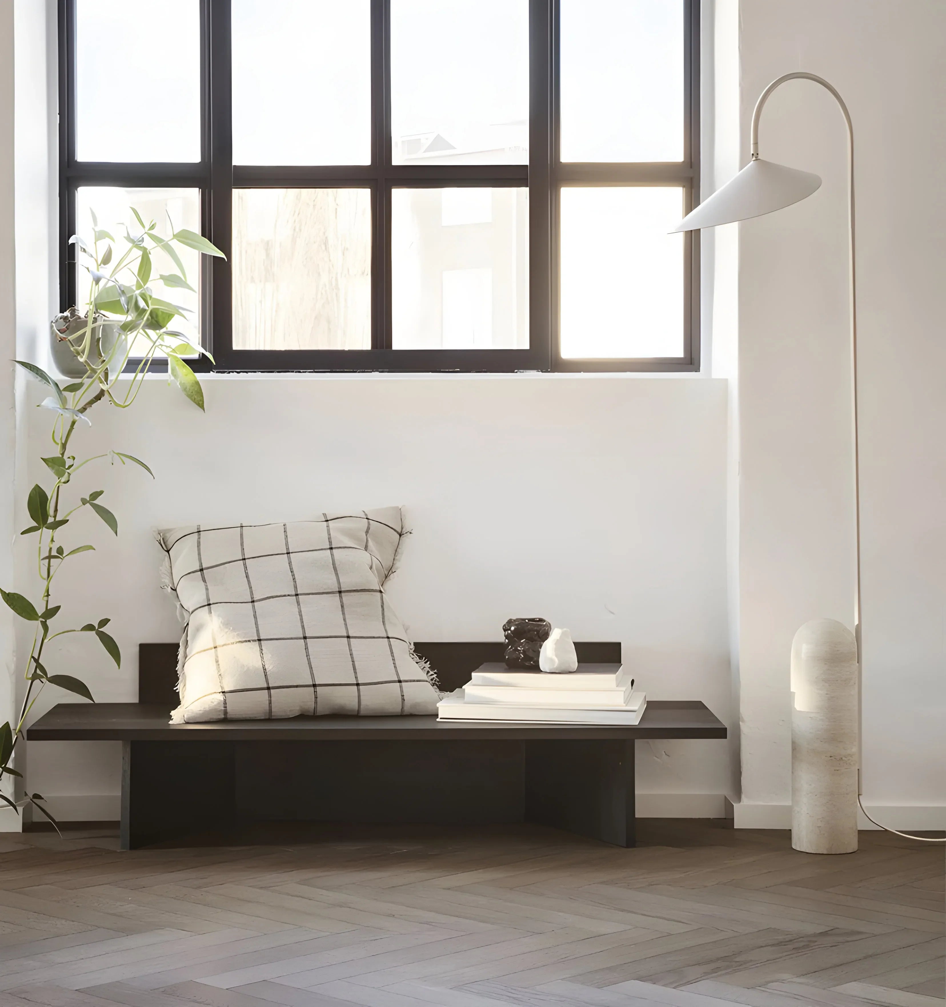 Arum Floor Lamp - NexioPick