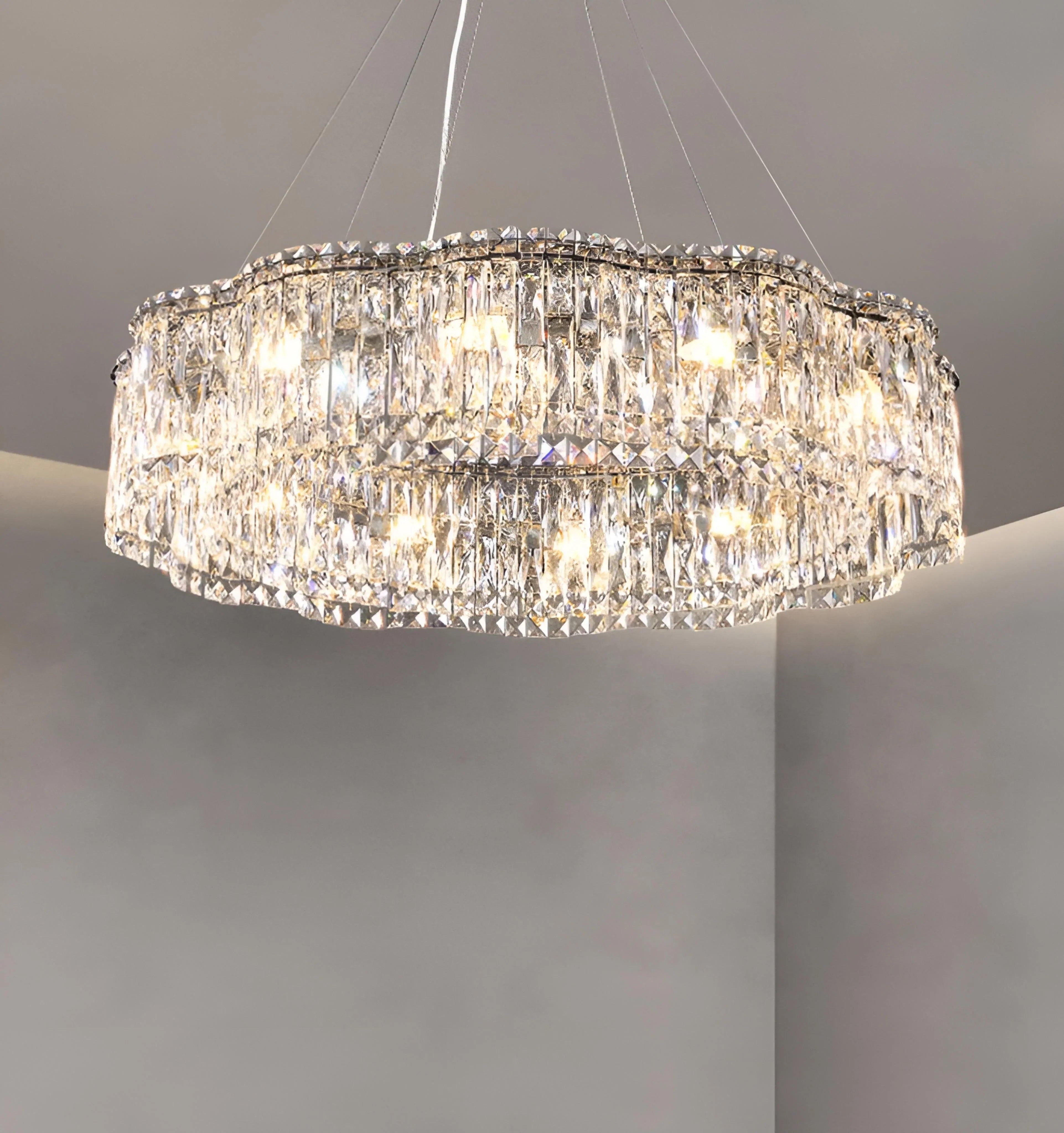 Avery Crystal Chandelier - NexioPick