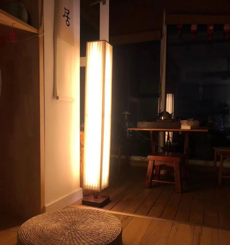 Bailey Floor Lamp - NexioPick