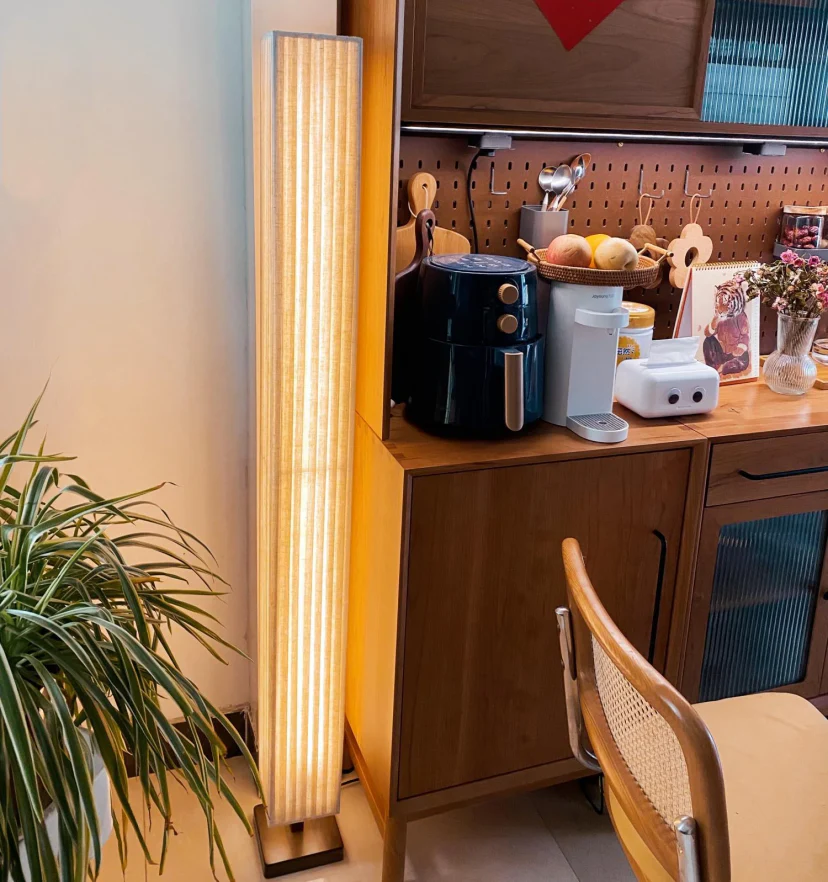 Bailey Floor Lamp - NexioPick