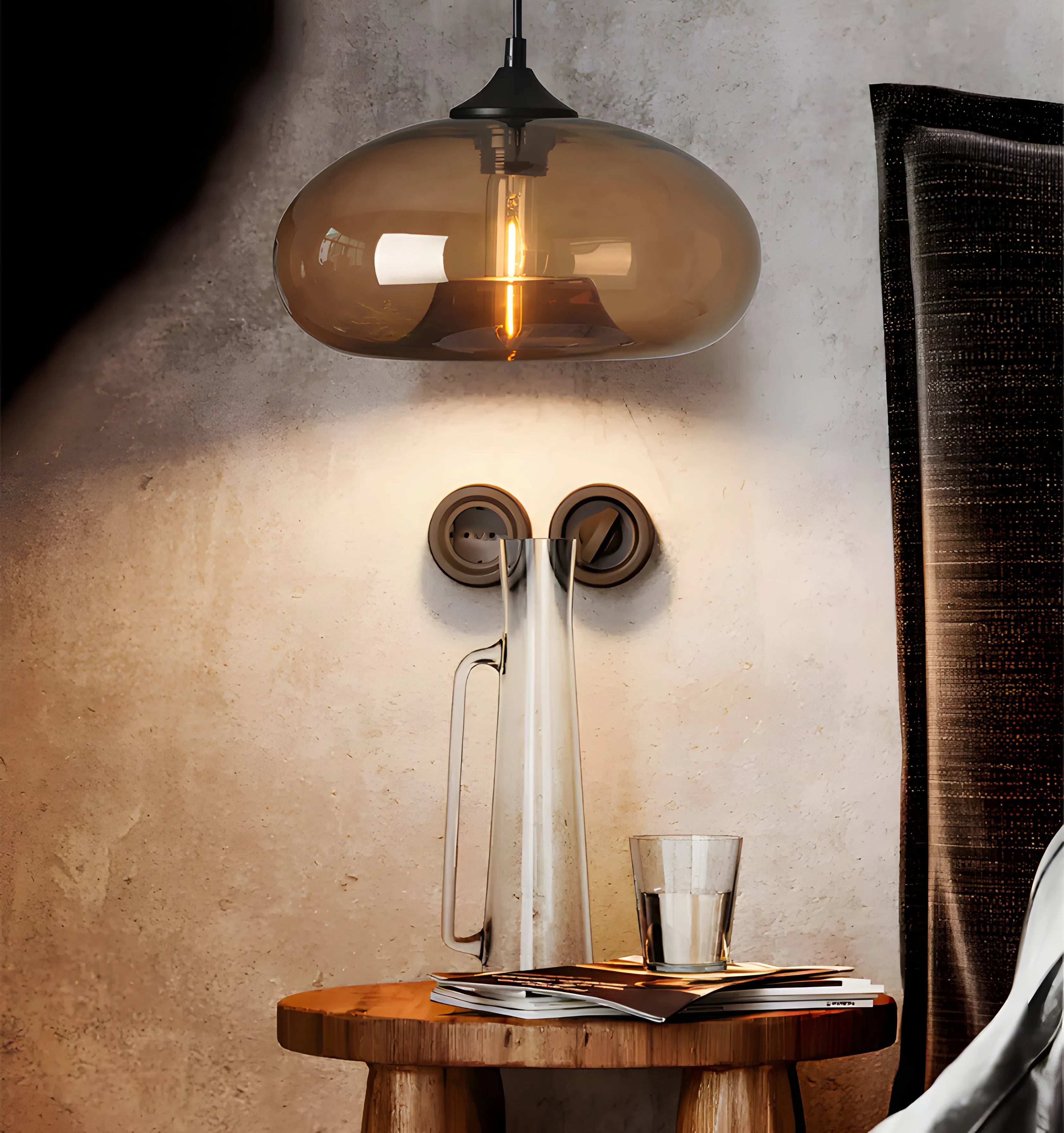 Bella Glass Pendant Lamp - NexioPick