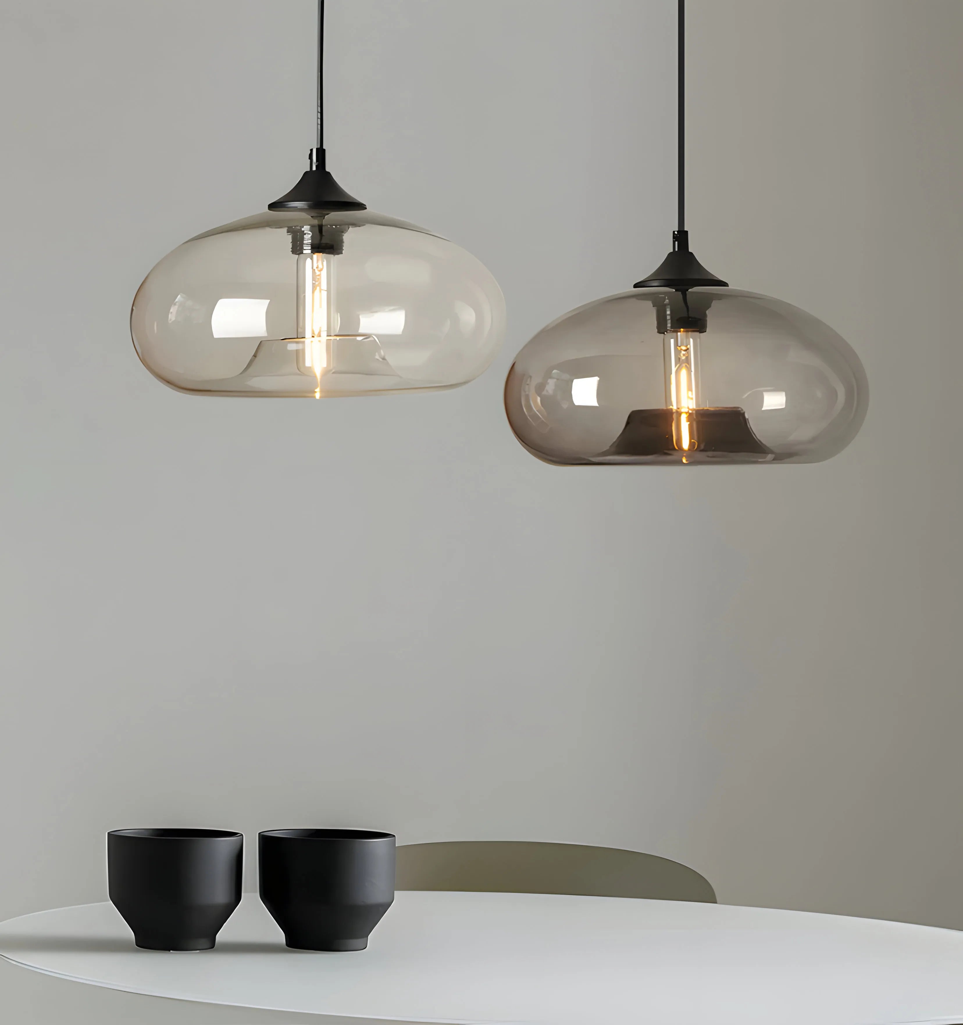 Bella Glass Pendant Lamp - NexioPick