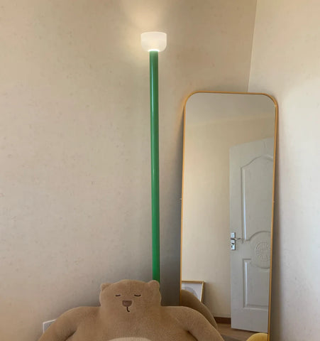 Bellhop Floor Lamp - NexioPick