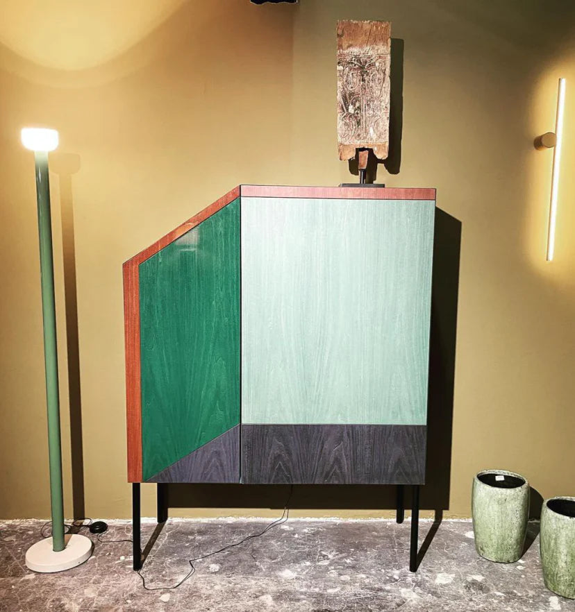 Bellhop Floor Lamp - NexioPick