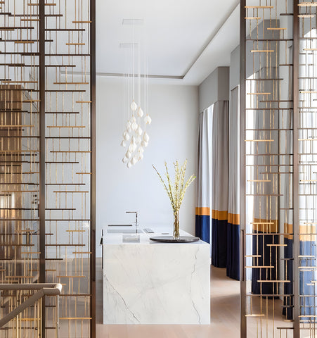 Ceramic Flower Pendant Light - NexioPick