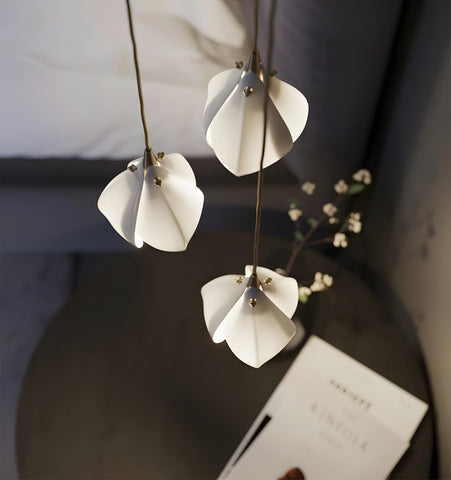 Ceramic Flower Pendant Light - NexioPick