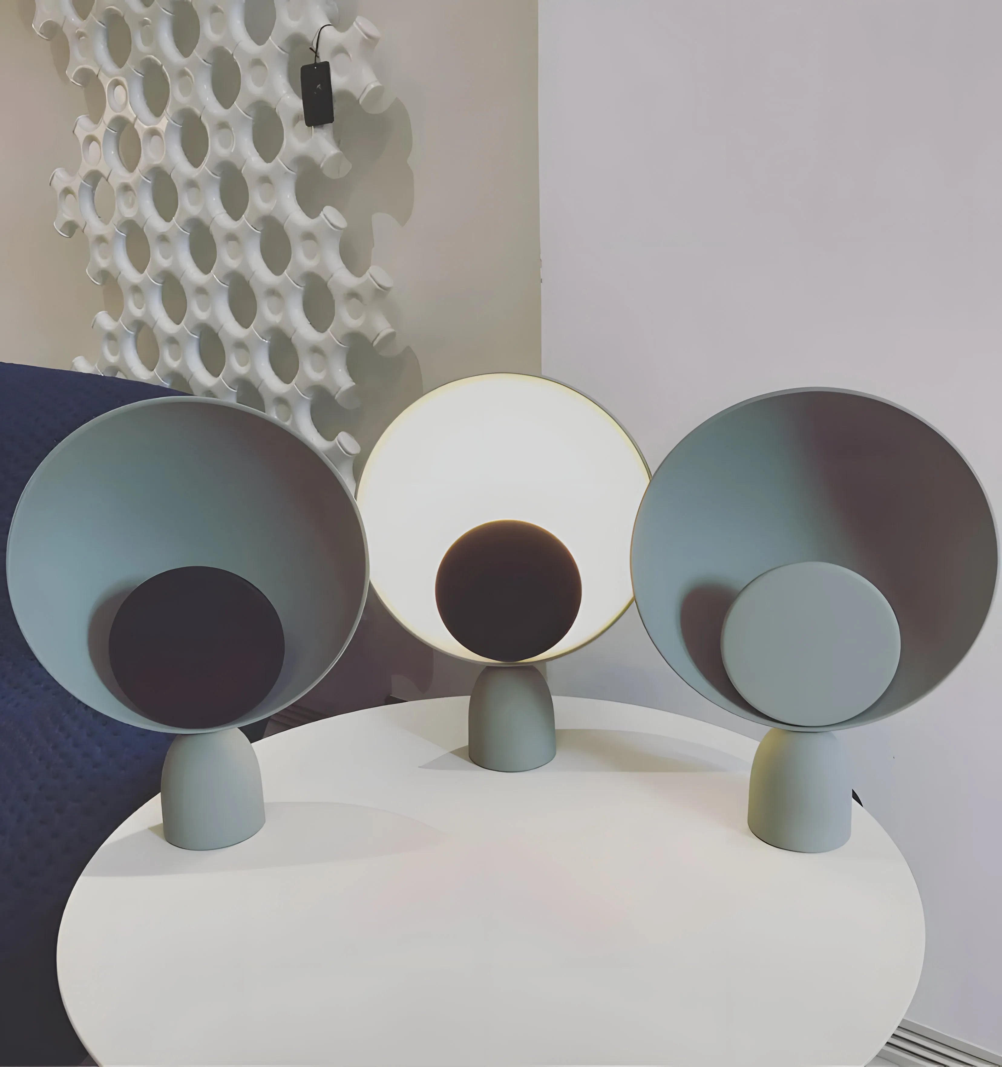 Blooper Table Lamp - NexioPick