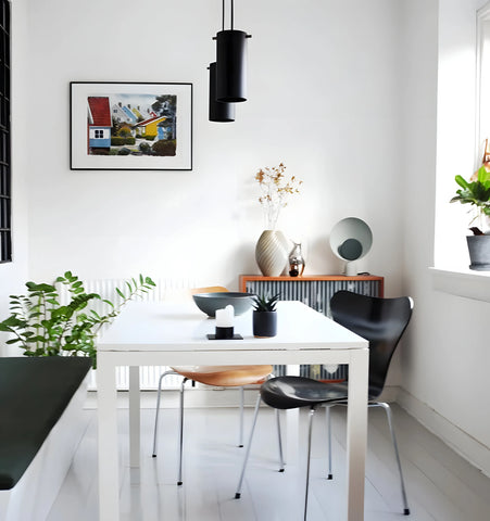 Blooper Table Lamp - NexioPick