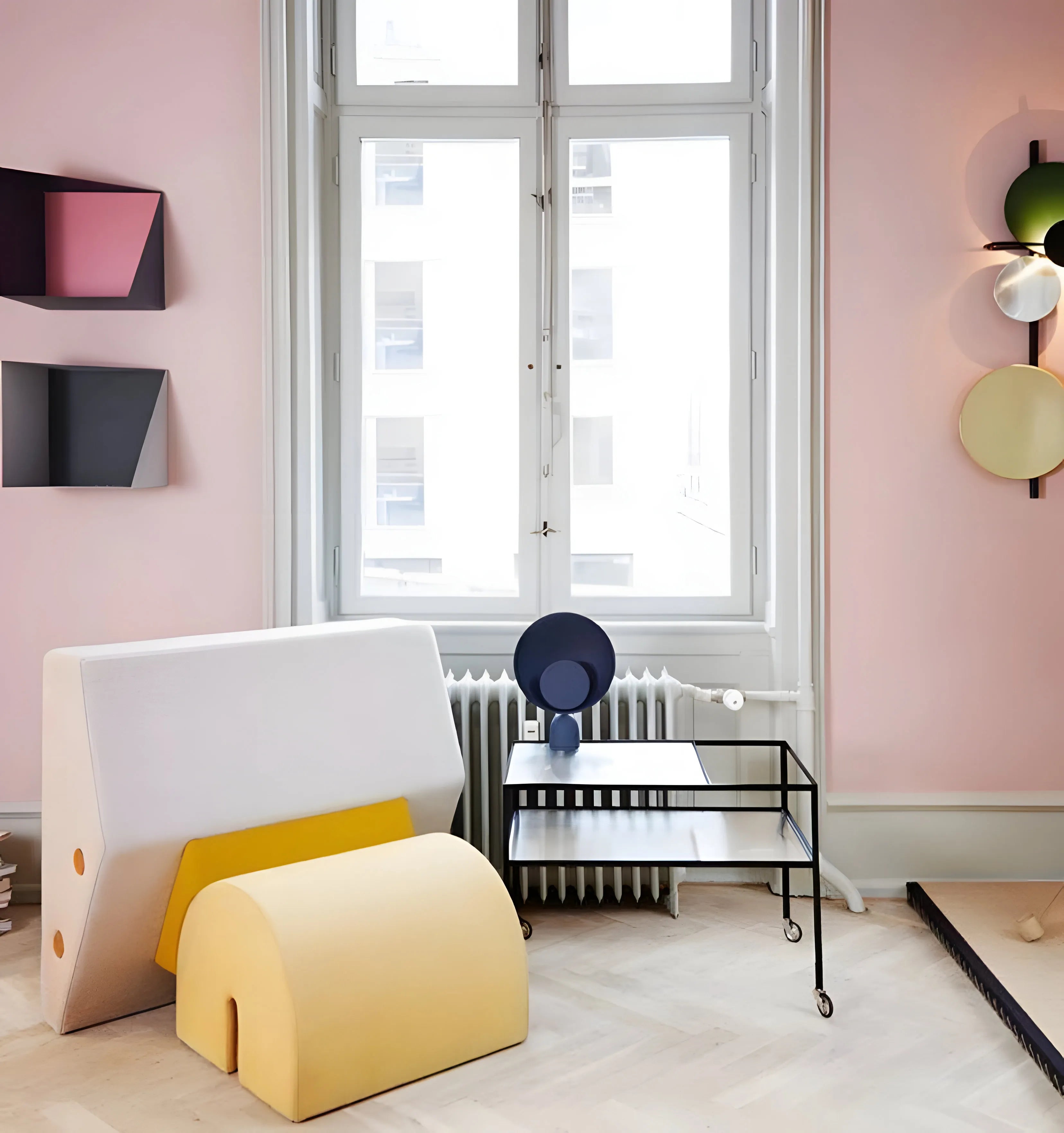 Blooper Table Lamp - NexioPick