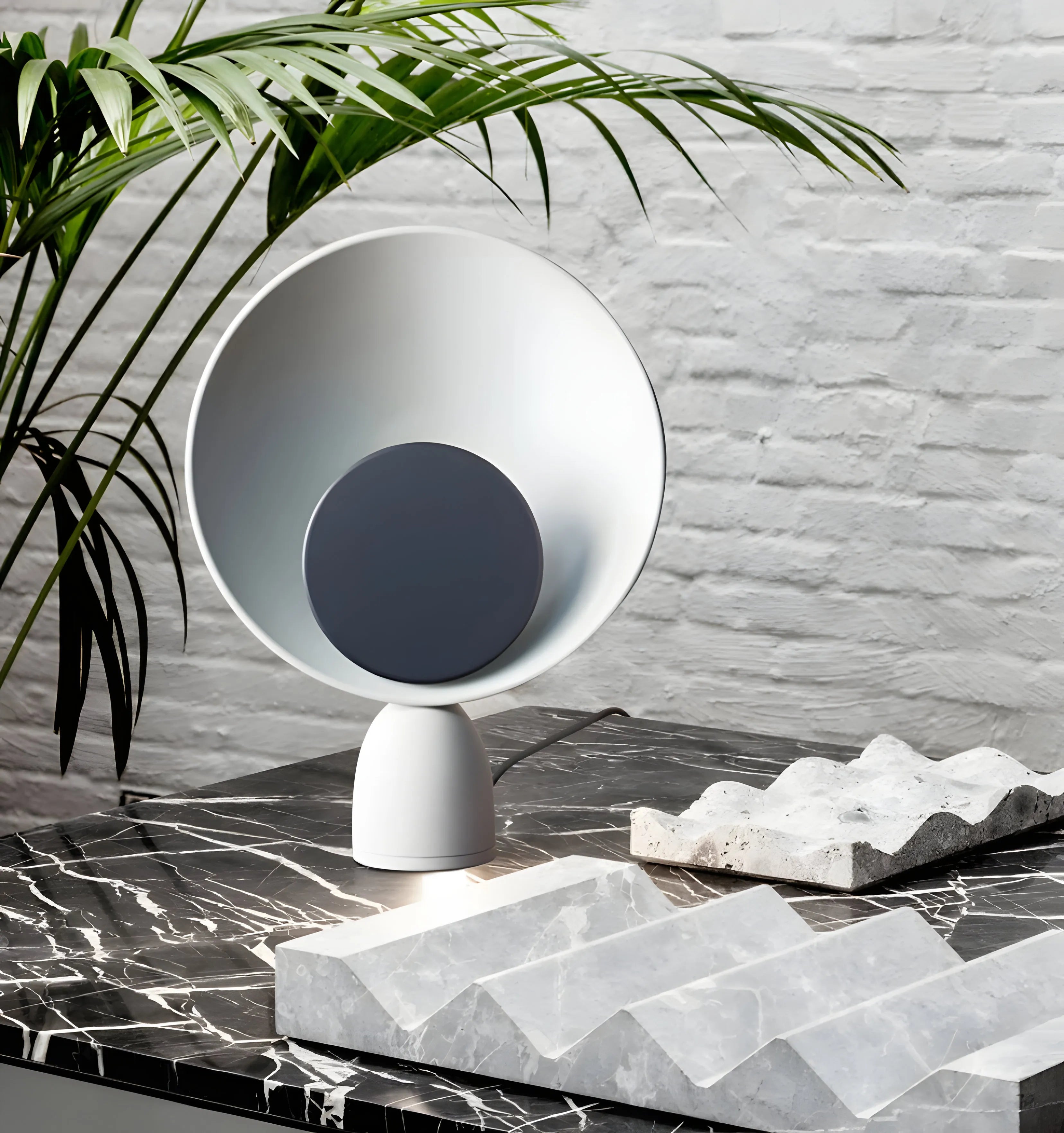 Blooper Table Lamp - NexioPick