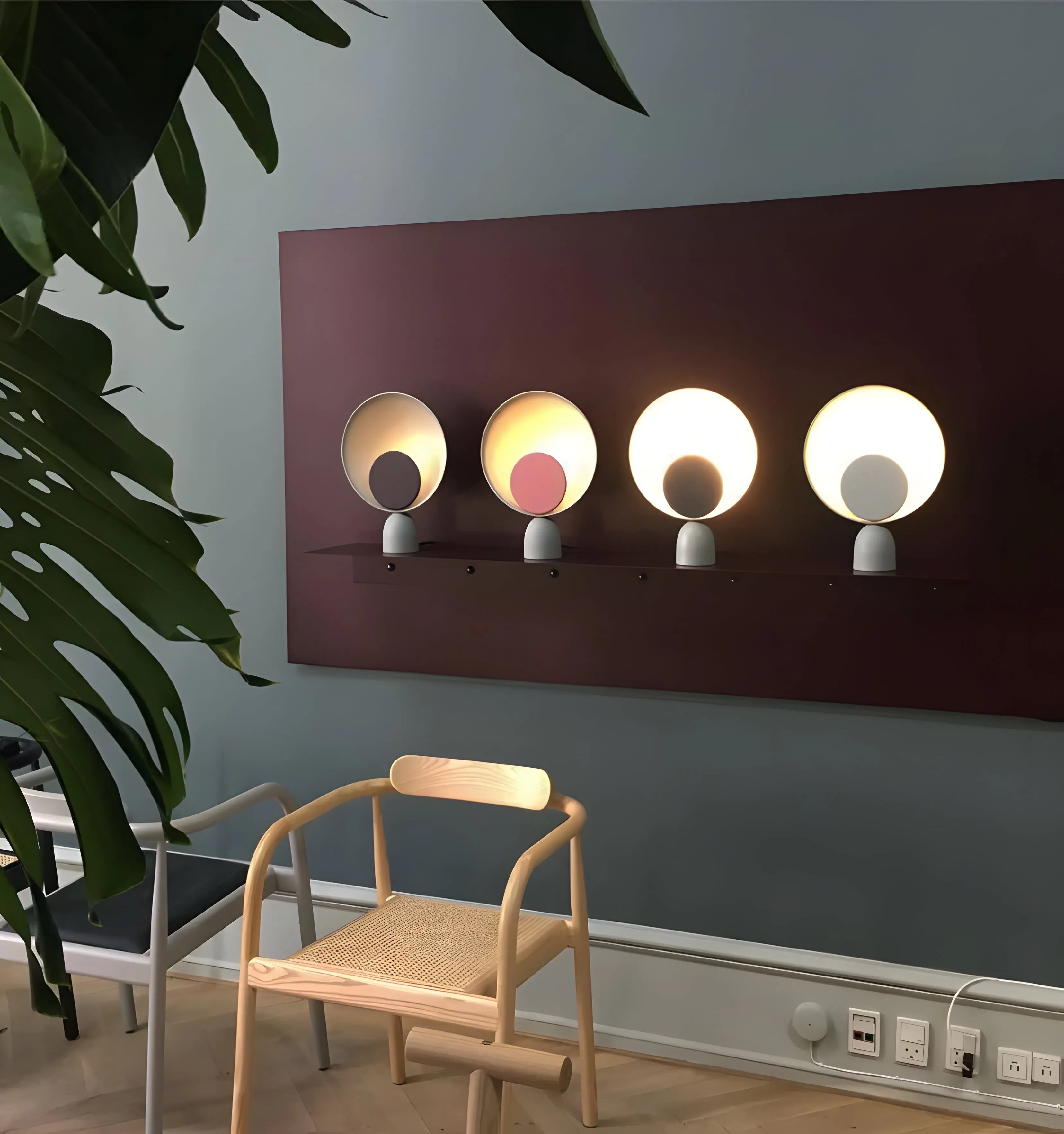 Blooper Table Lamp - NexioPick