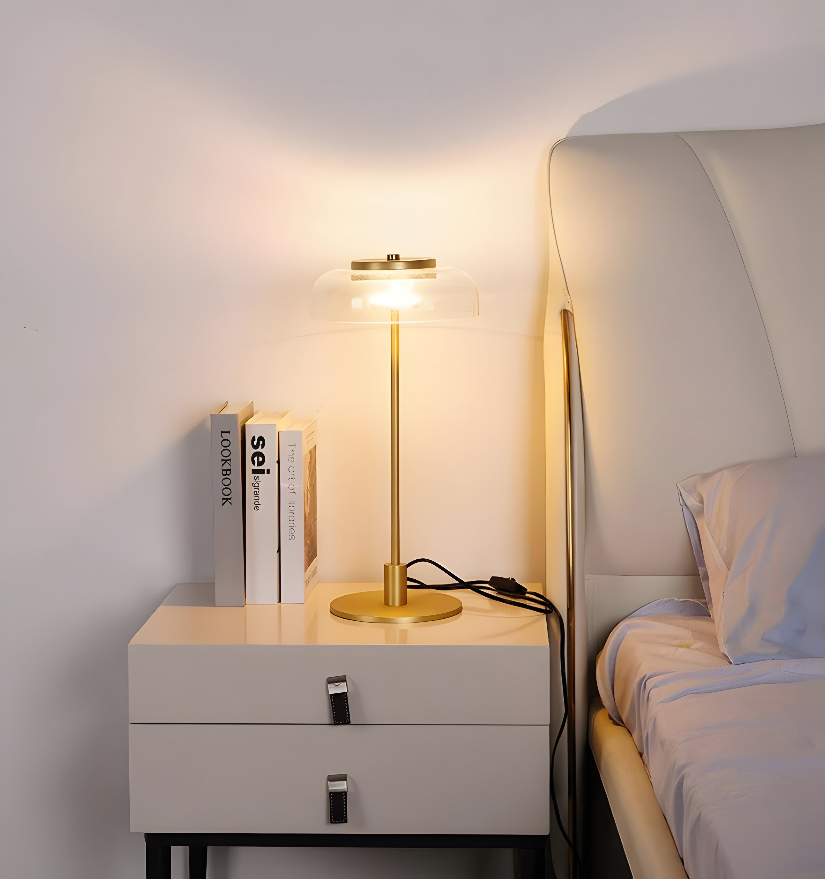 Blossi Table Lamp - NexioPick