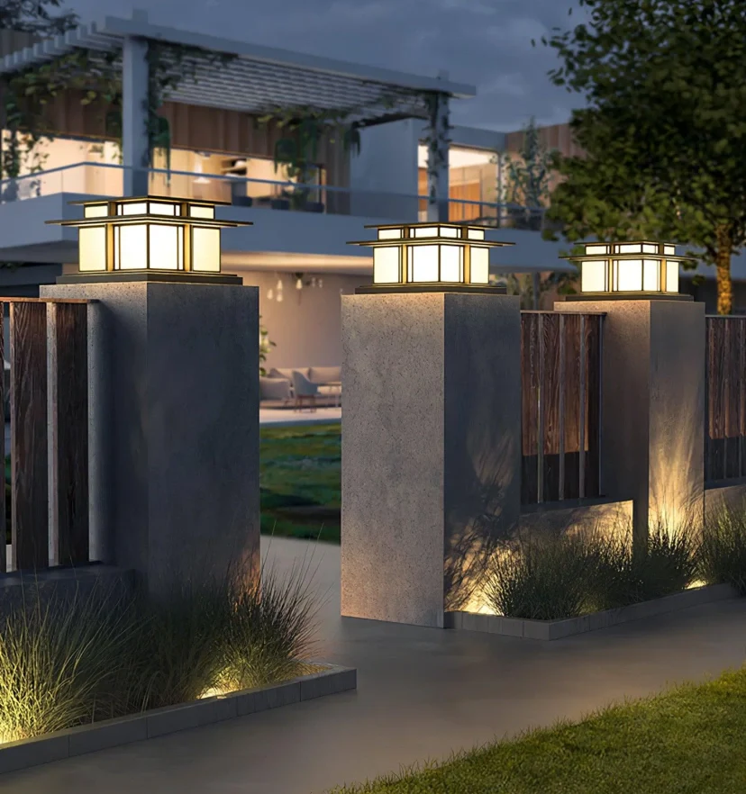 Boilyn Pillar Outdoor Light - NexioPick