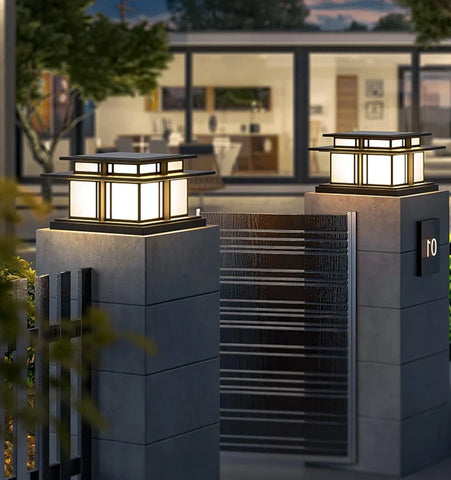 Boilyn Pillar Outdoor Light - NexioPick