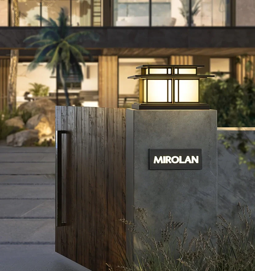 Boilyn Pillar Outdoor Light - NexioPick