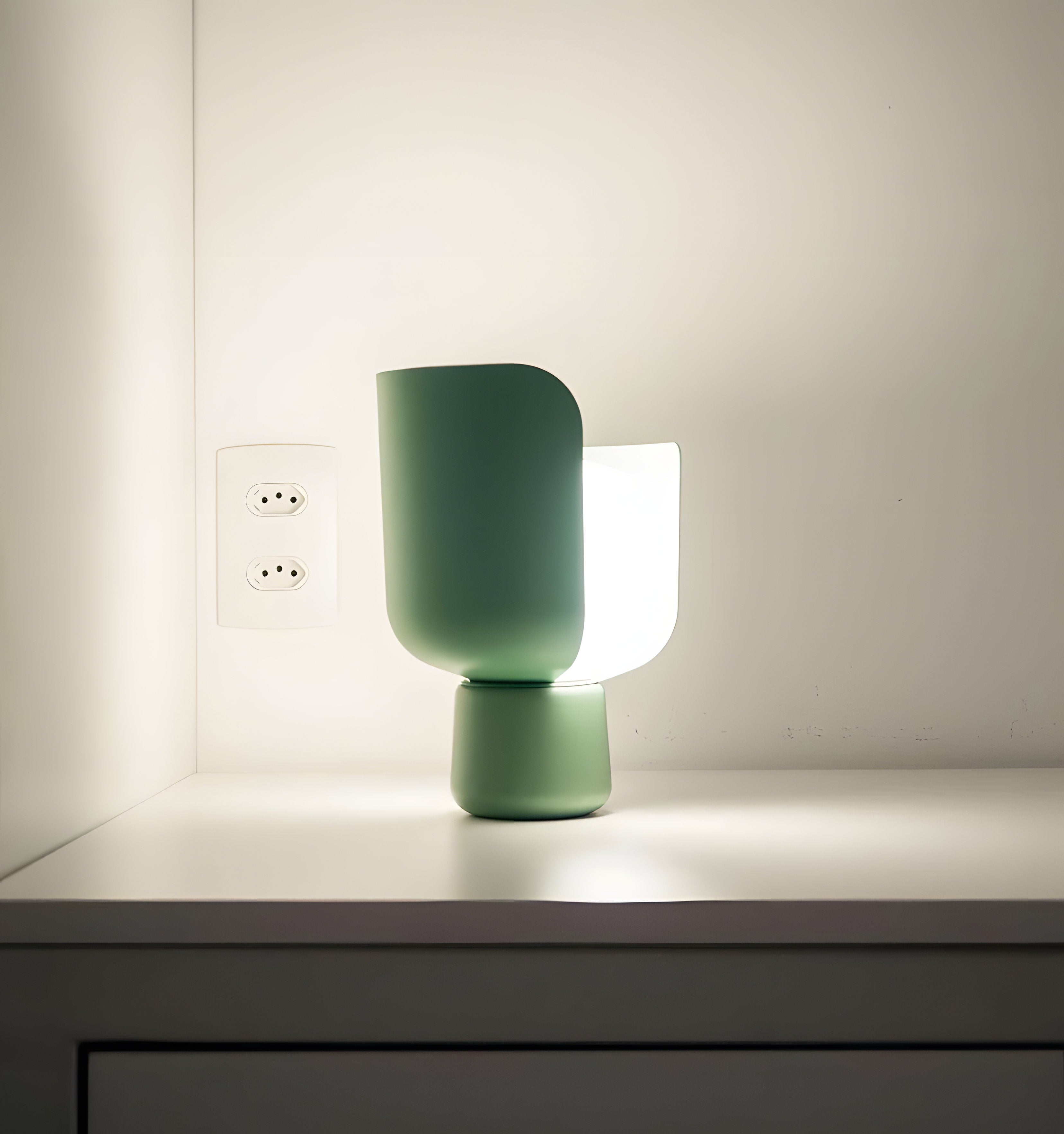 Bolm Table Lamp - NexioPick