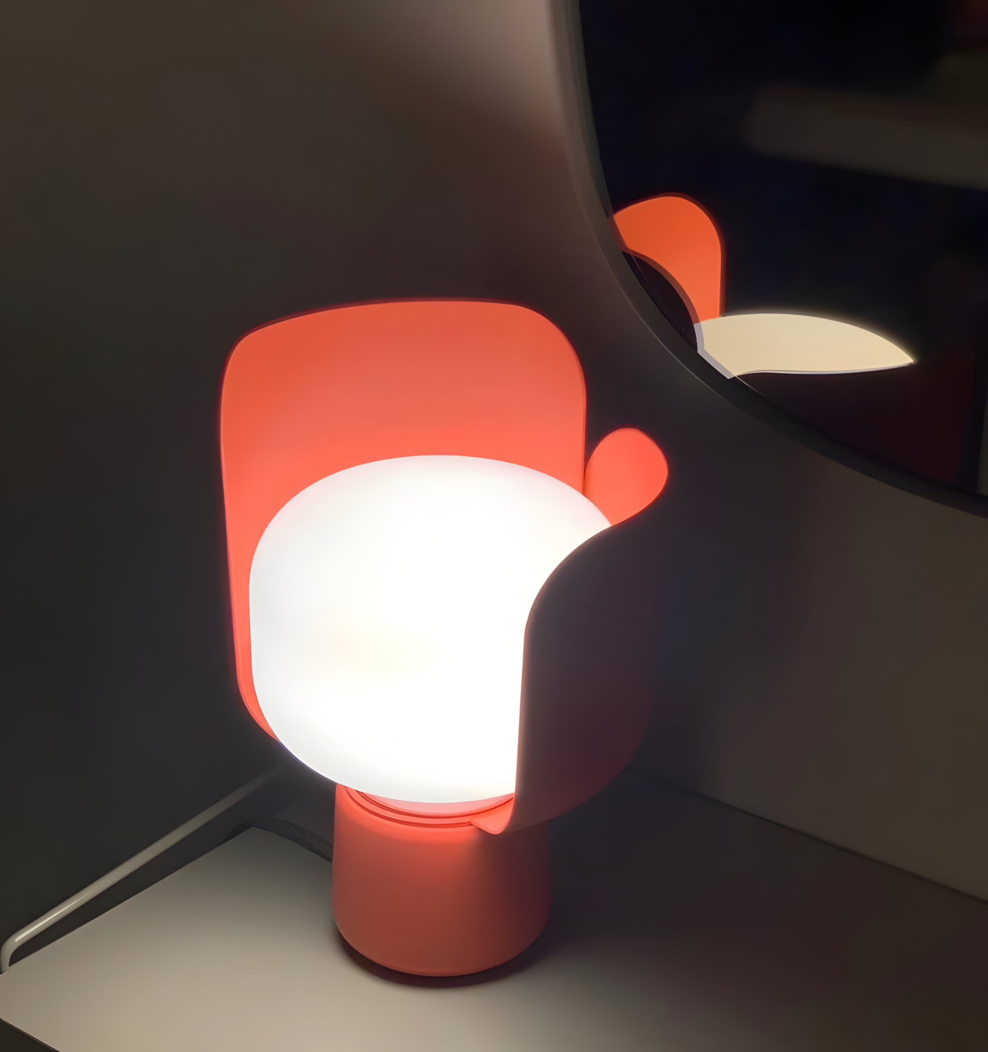 Bolm Table Lamp - NexioPick